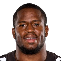 Nick Chubb headshot
